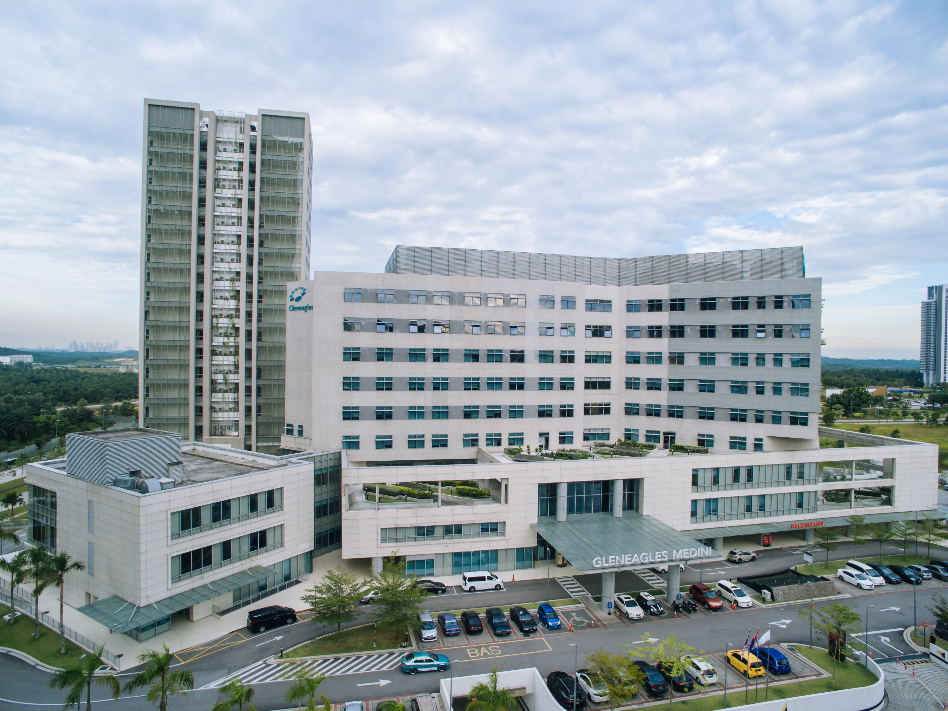 GLEANEAGLES HOSPITAL JB